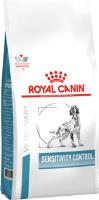 Купить Royal Canin Sensitivity Control SC21 / Ветеринарный сухой корм Роял Канин Сенситивити Контрол для собак с Пищевой аллергией и непереносимостью за 6200.00 ₽